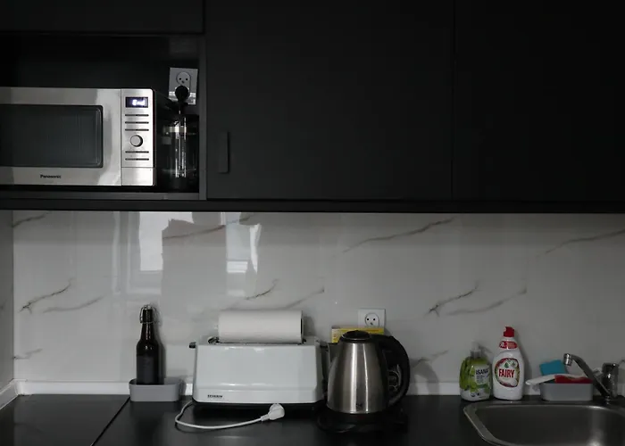 Проживання в сім'ї Mimosa