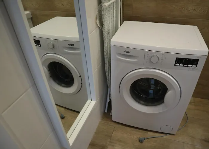 Mimosa Проживання в сім'ї *