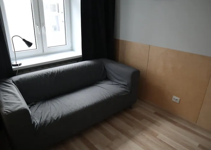 Проживання в сім'ї Mimosa